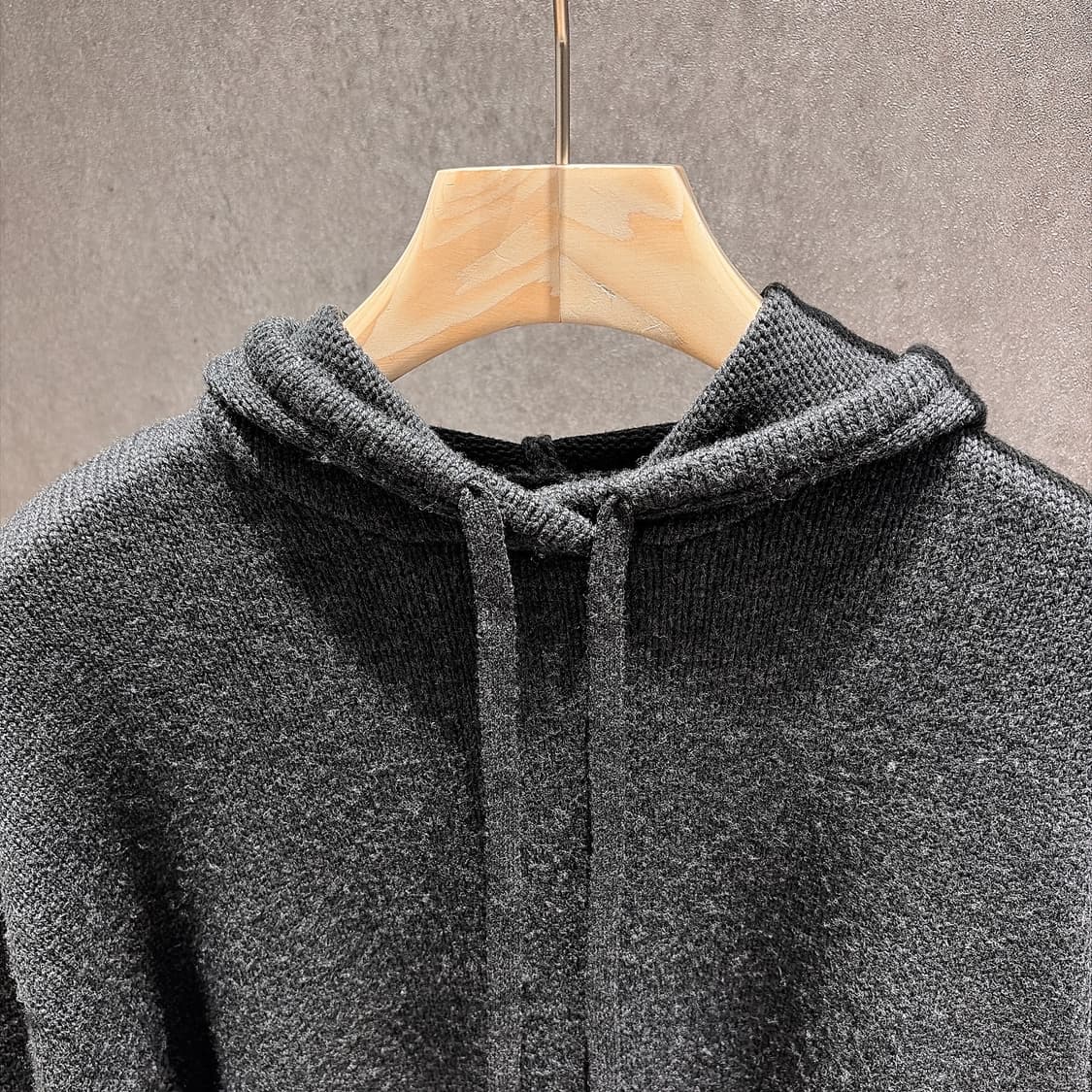 (정품/새상품) 토템 여성 차콜 시그니처 후드 니트 상품이미지2