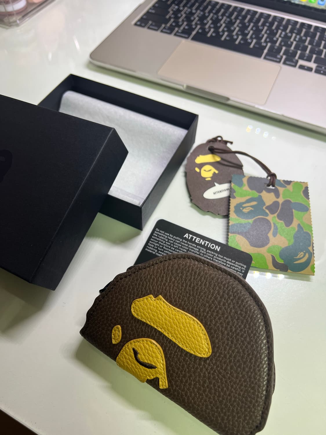 베이프 지갑 상품이미지1