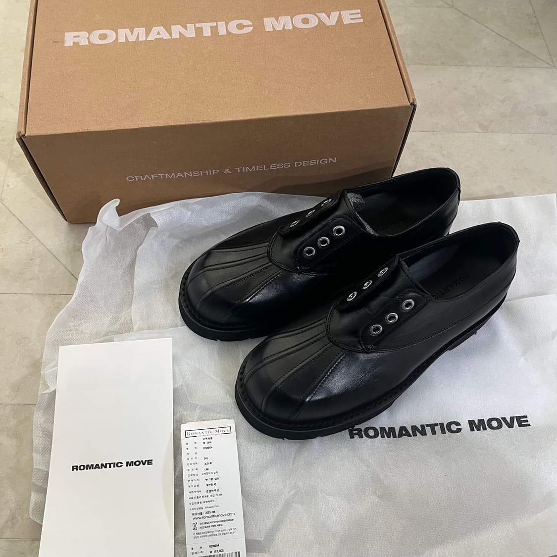 [새상품] 로맨틱무브 덕 더비 크랙블랙 245 265 280 상품이미지3