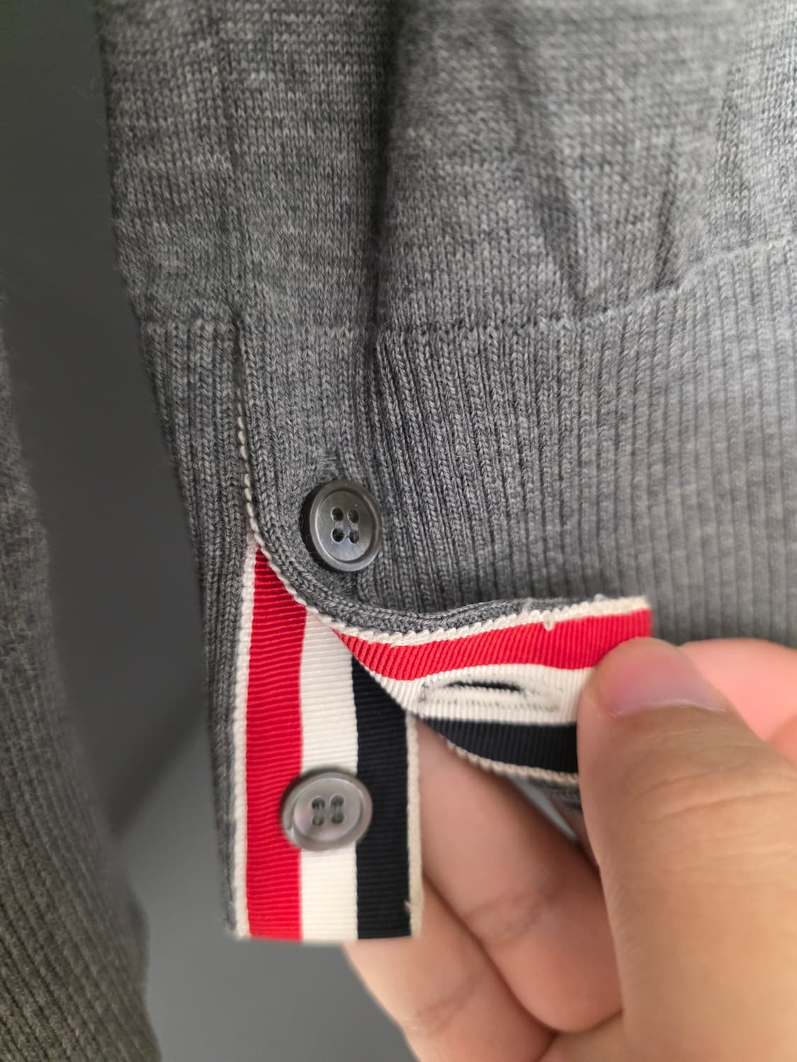 [4,무하자]톰브라운 메리노울 니트 그레이 상품이미지7