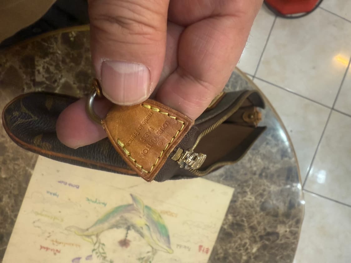 정품 루이비통 에바 클러치 팝니다 상품이미지9