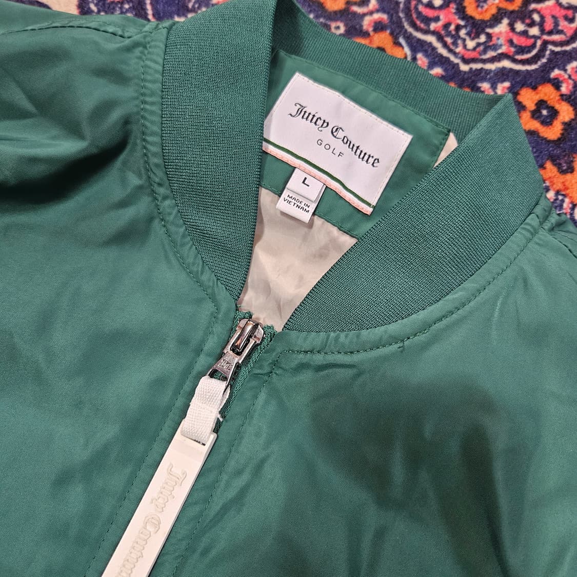 쥬시꾸뛰르 23ss 나일론 골퍼 바시티 자켓 L size 상품이미지6