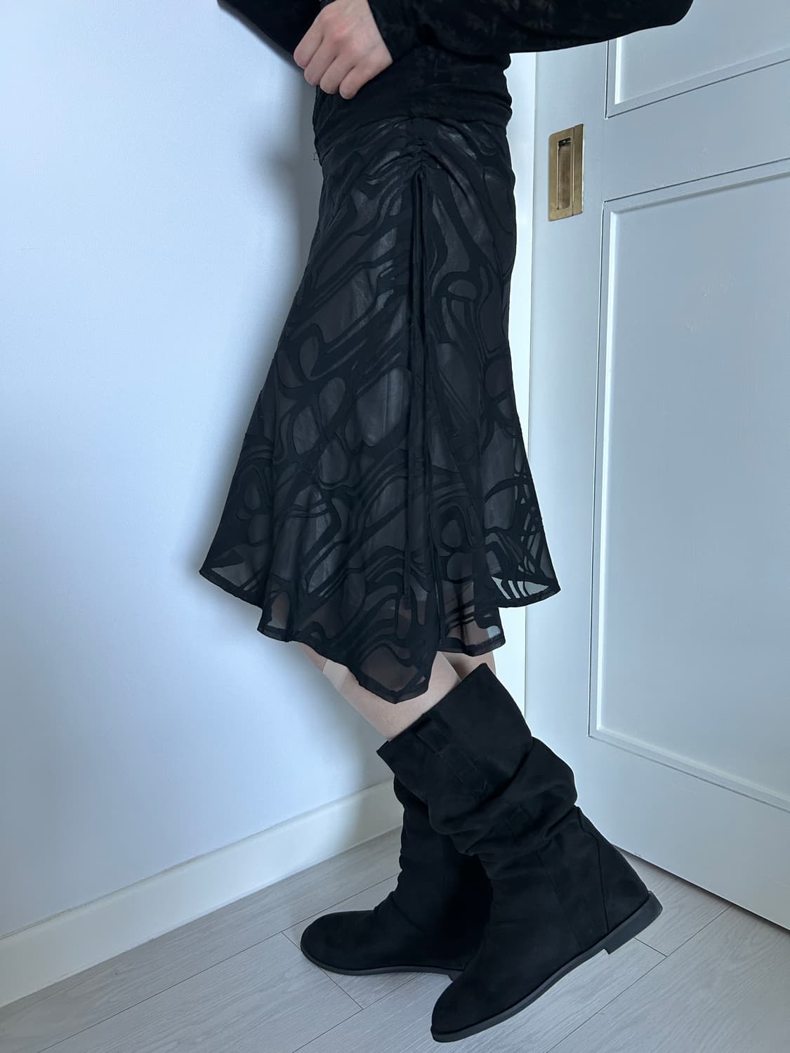 Shadow Flow Skirt / 빈티지 미디 스커트 상품이미지1