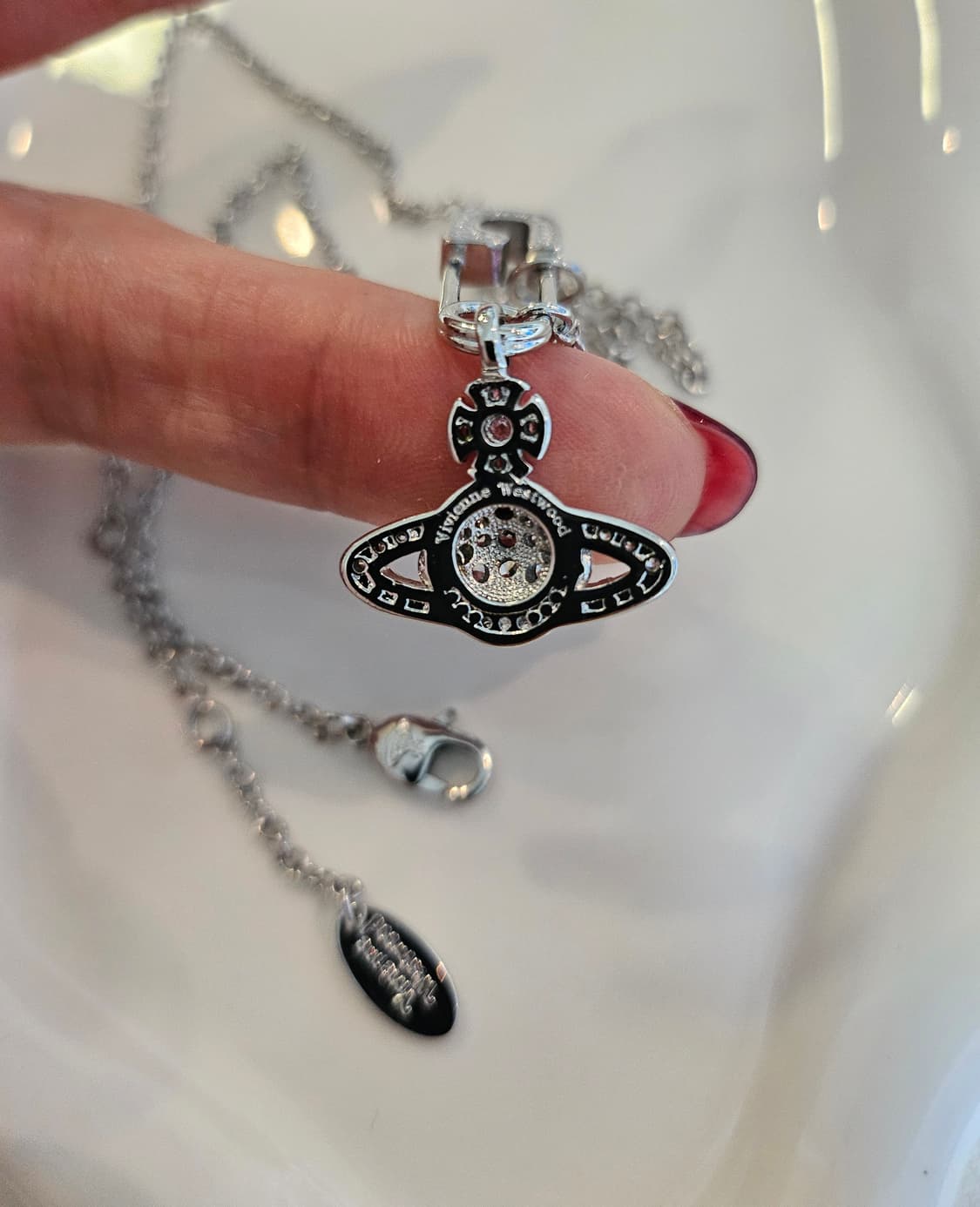 비비안웨스트우드 업사이클링 루크리스 진주 목걸이 상품이미지6