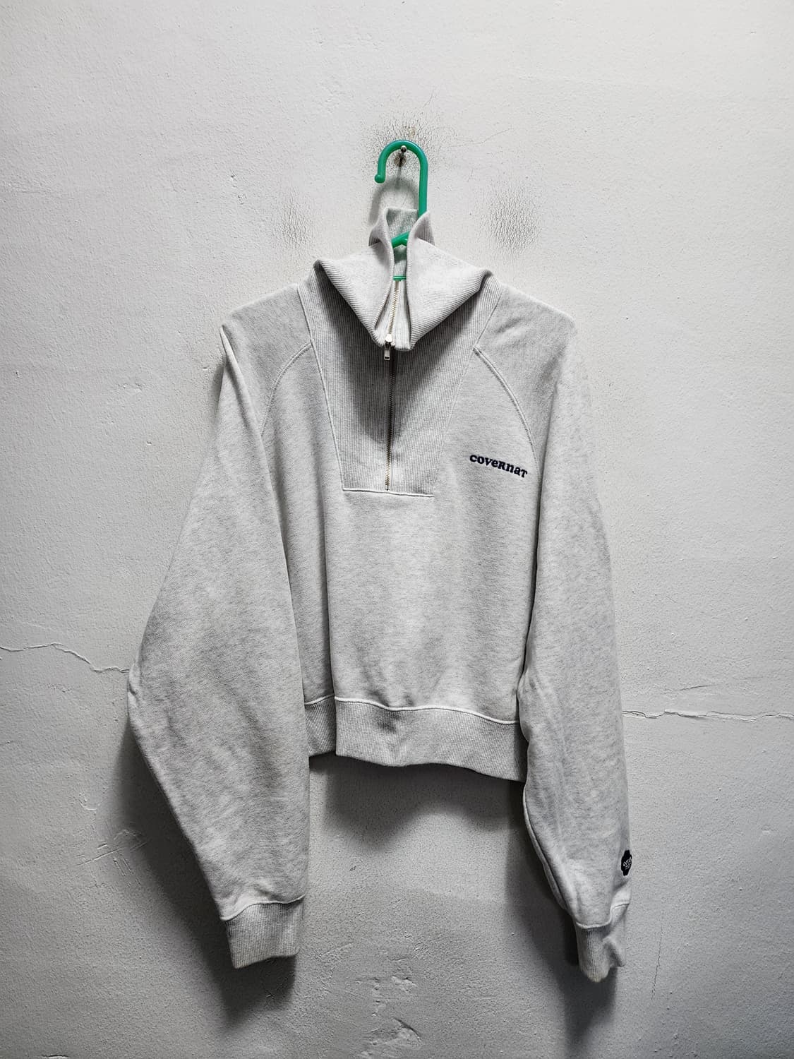 커버낫 크롭 하프집업  상품이미지1