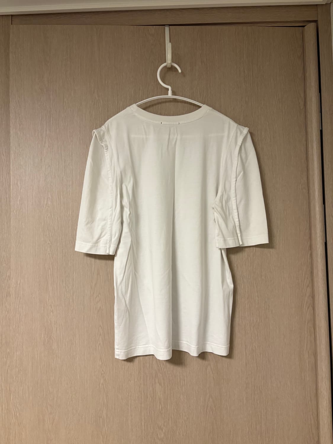 Nehera 네헤라 더로우무드 반팔티  상품이미지3