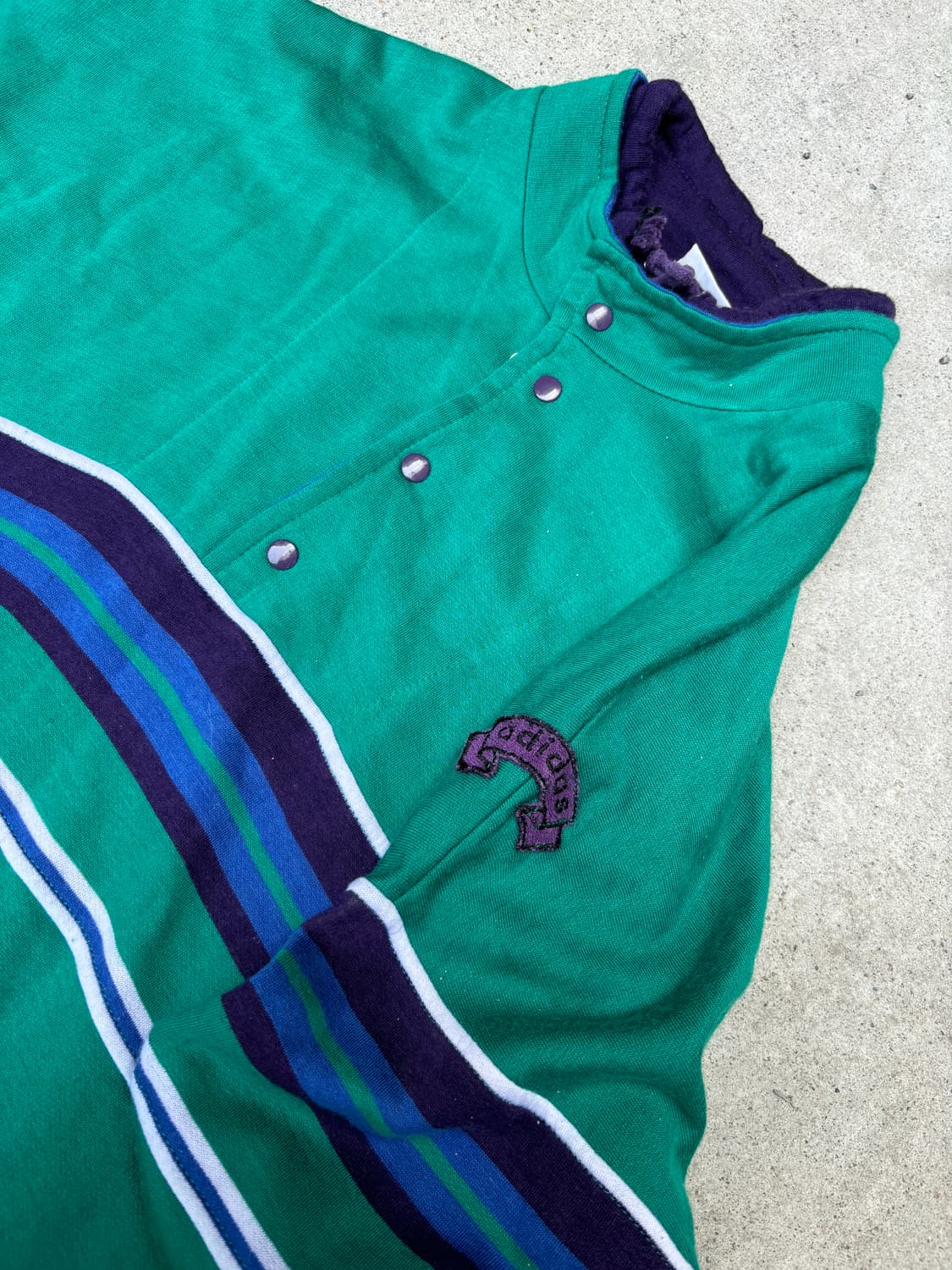 Adidas그린 스트라이프 맨투맨 상품이미지9