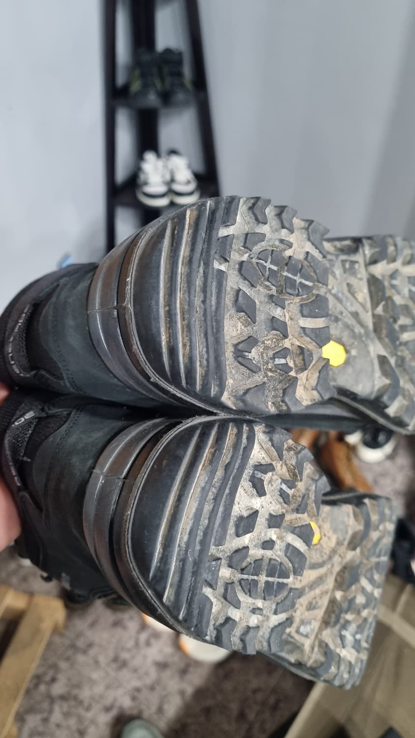 로바 레니게이드 검정색 고어텍스 등산신발 uk8.5(270) 3번내외착용 상품이미지4