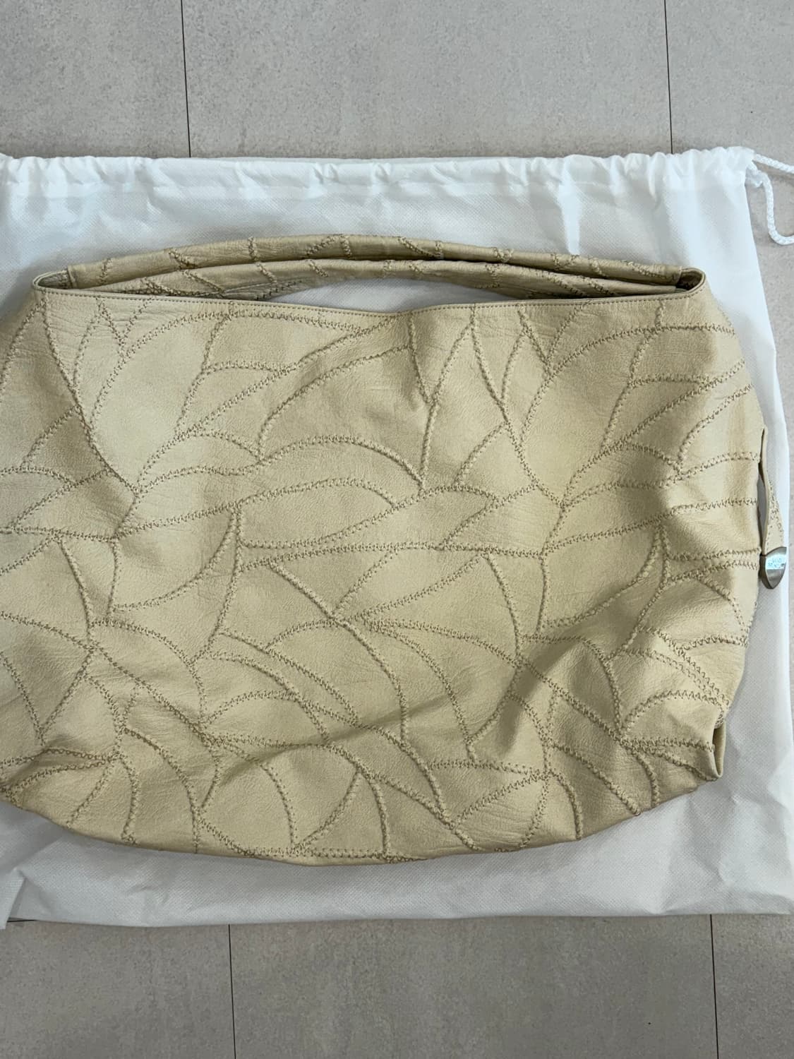 샌드뮤지엄 호보백 CACTUS HOBO BAG [Butter Cream] 상품이미지3