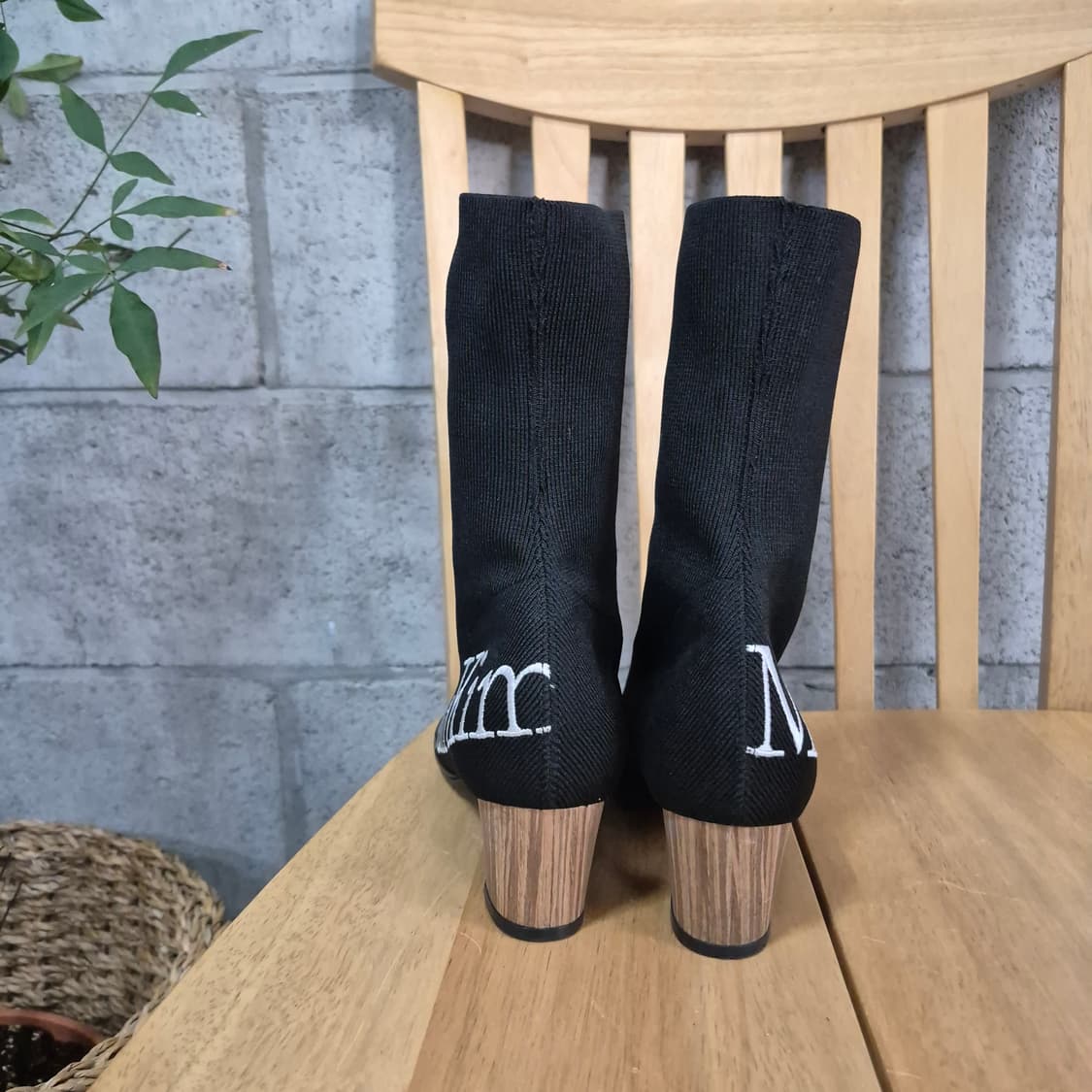 마뗑킴 Matin Kim로고 니티드 앵글부츠  상품이미지4