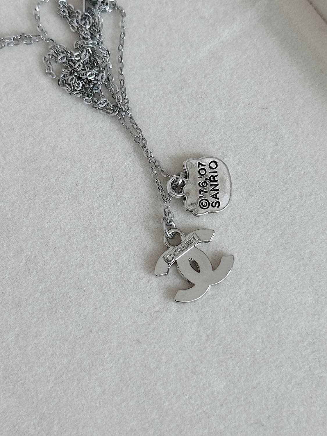 샤넬 핑크 캣츠 팬던트 목걸이 상품이미지2