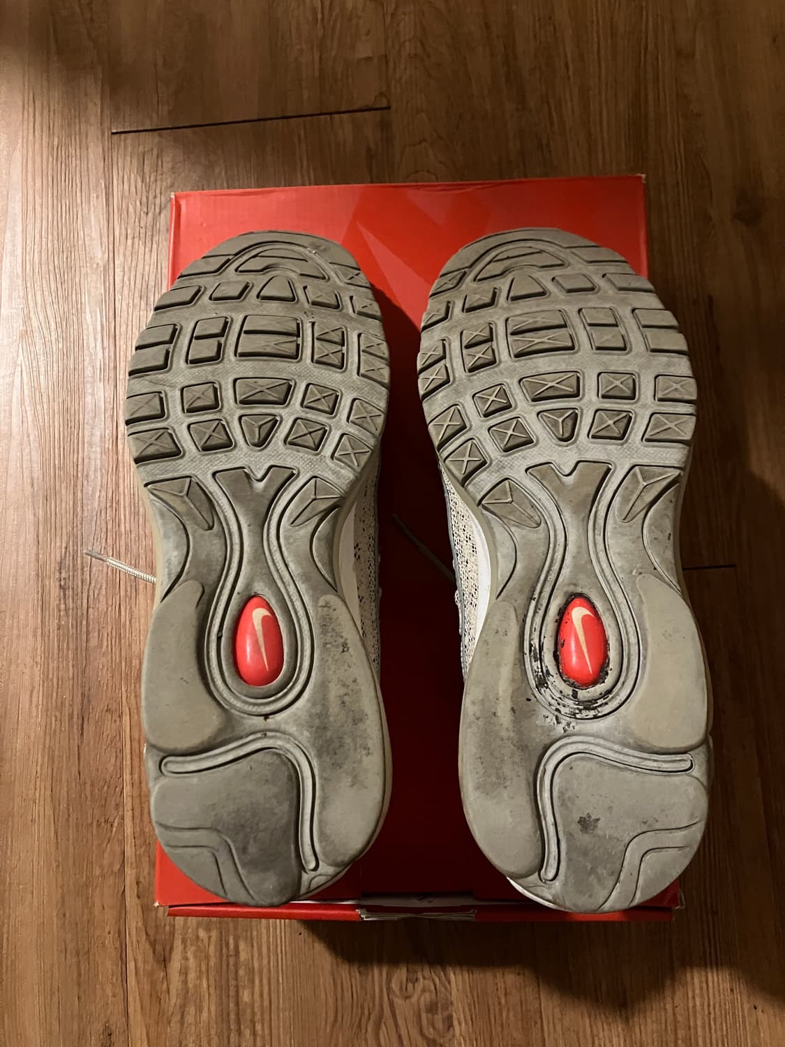 슈프림 나이키 에어맥스 98 뱀피  상품이미지6