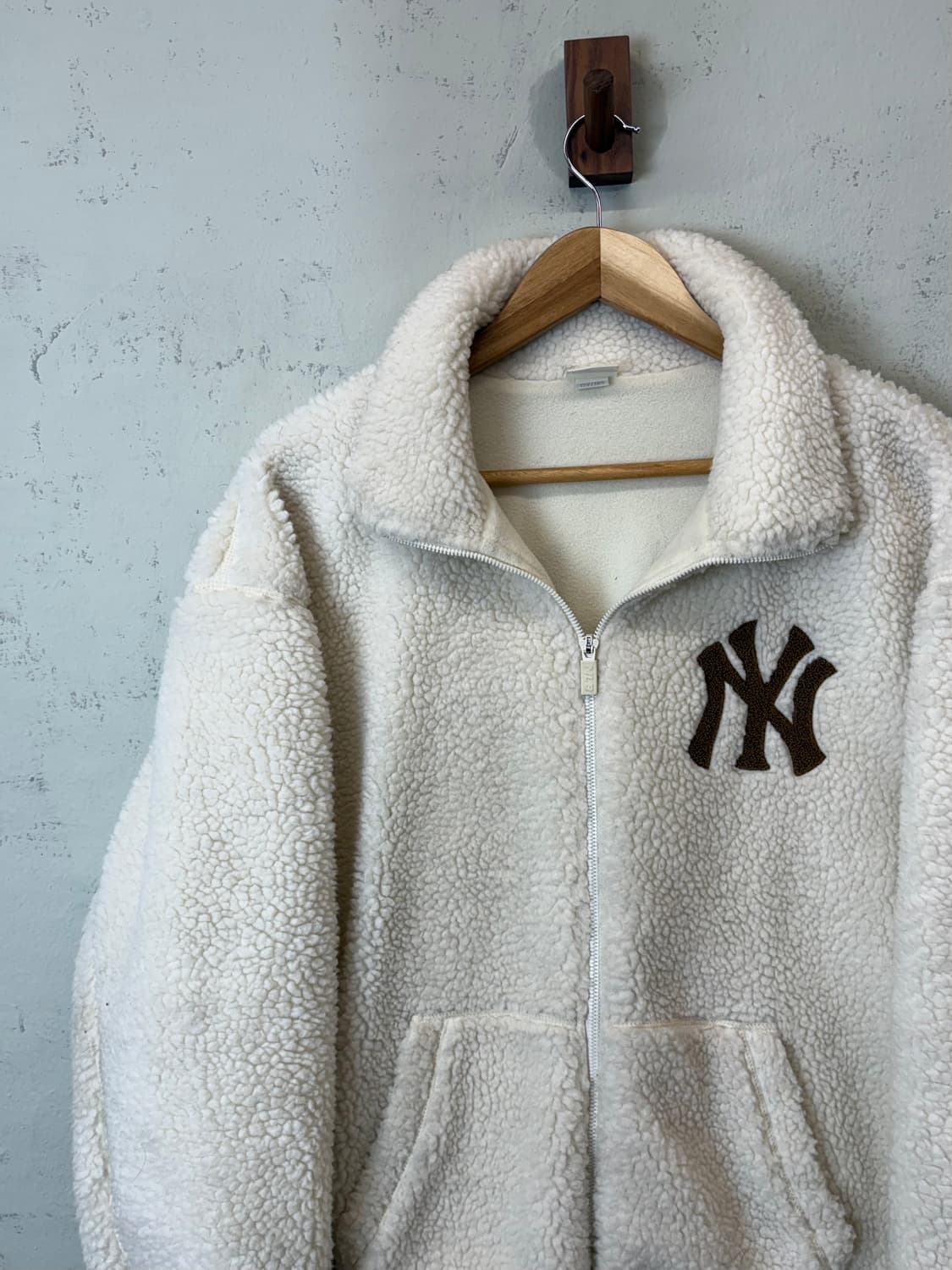 MLB 엠엘비 뉴욕양키즈 아이보리 쉐르파 자켓 상품이미지3