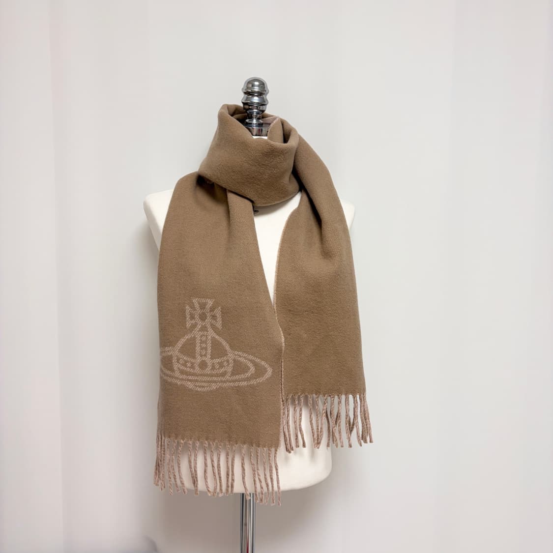 비비안웨스트우드 리버시블 빅로고 울 머플러 상품이미지7