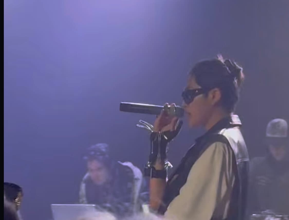 Leather two-way zipper bangle 래퍼 마브 착용 상품이미지4