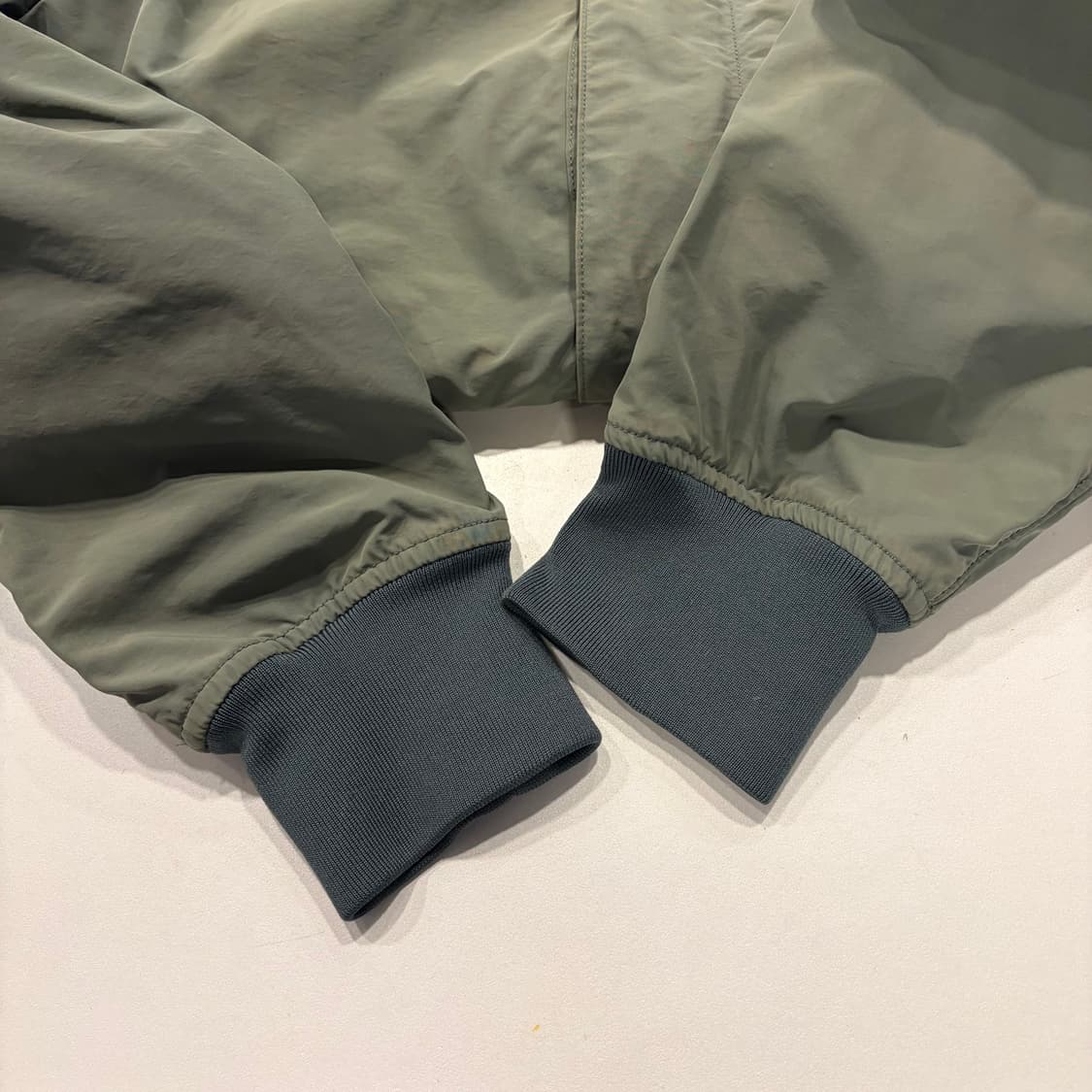 [M] 14s 스톤아일랜드 마이크로 랩스 후드 자켓 카키 그린 D405 상품이미지7