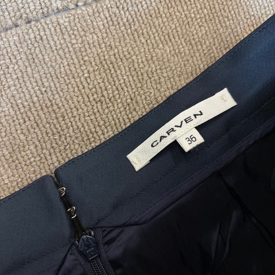 CARVEN 까르벵 하이웨이스트 플레어 쇼츠 36 상품이미지2