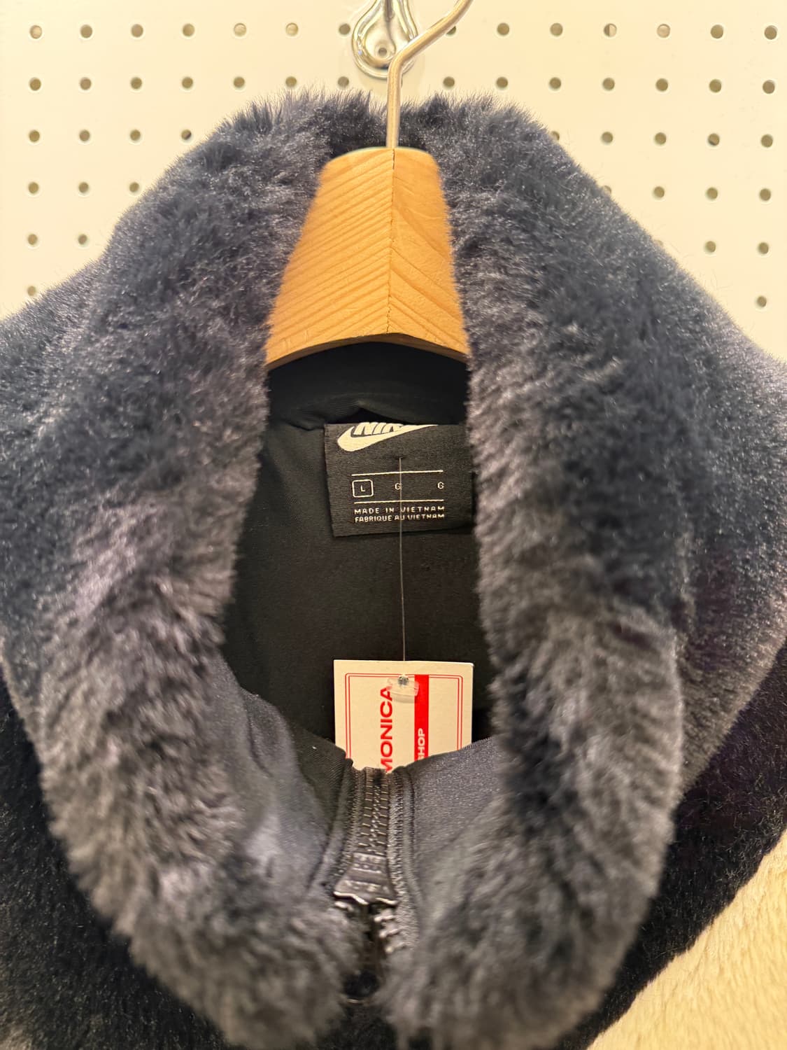 나이키 페이크 퍼 빅스우시 블랙 집업 U155 상품이미지4