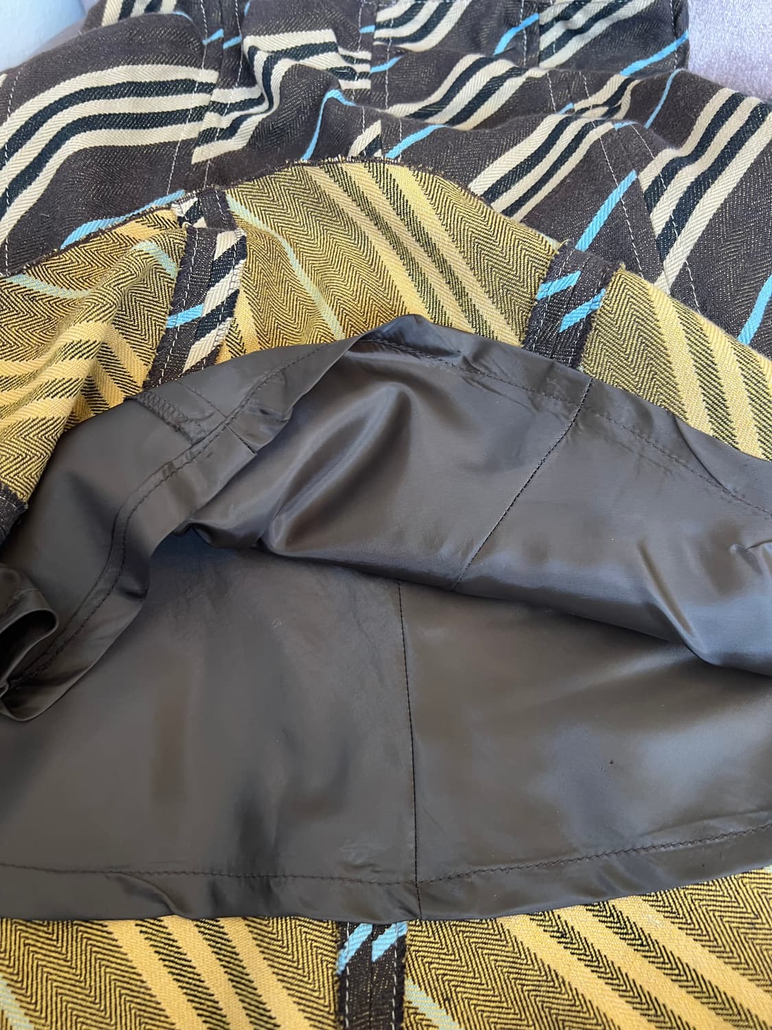 버버리런던 여성 브라운 미디스커트 울스커트 상품이미지7