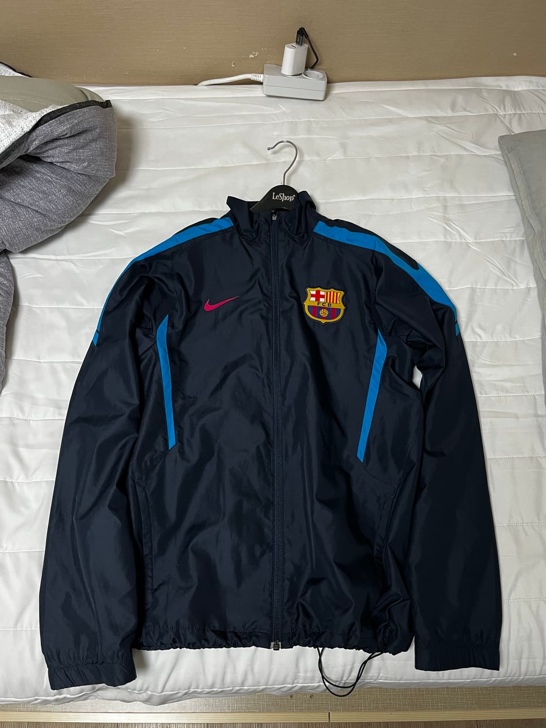 나이키 바르셀로나 스톰핏 바람막이 상품이미지1