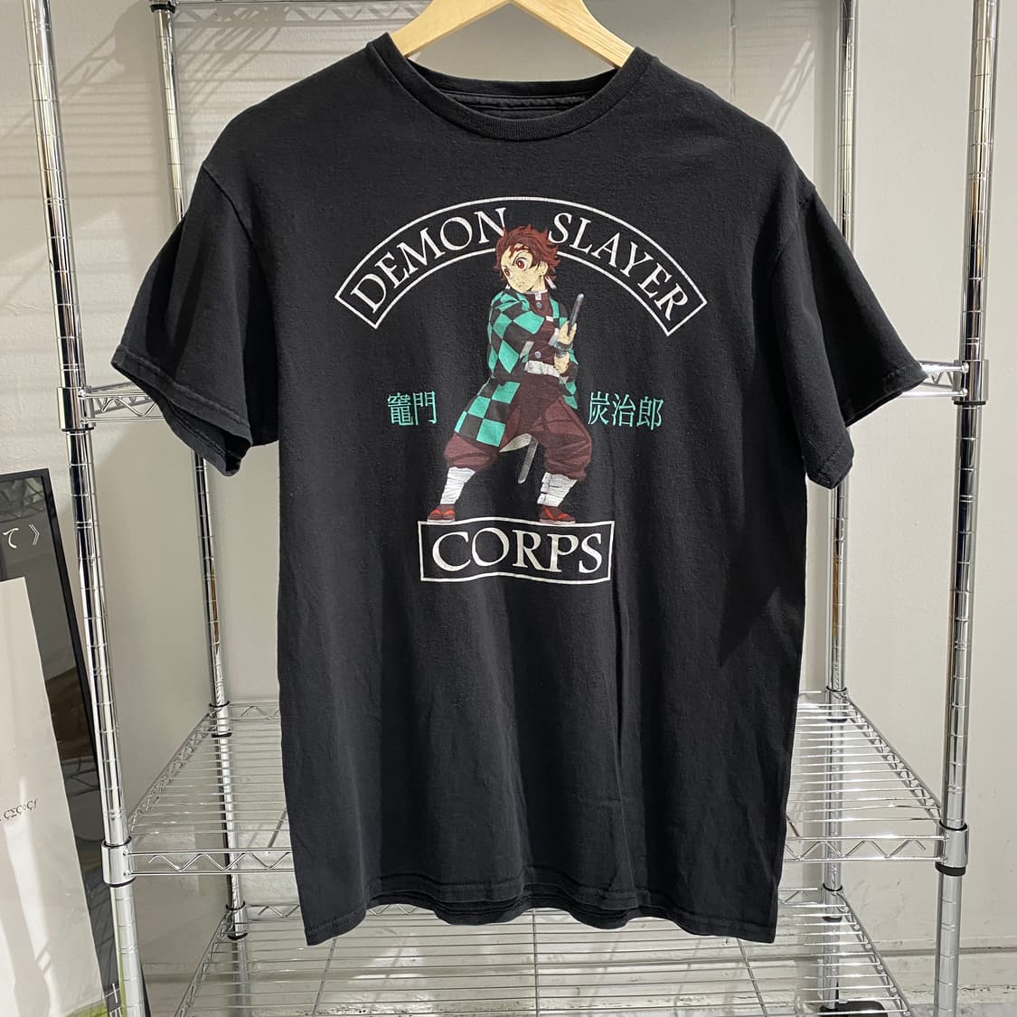 귀멸의칼날 탄지로 오피셜 애니메이션 티셔츠 상품이미지1