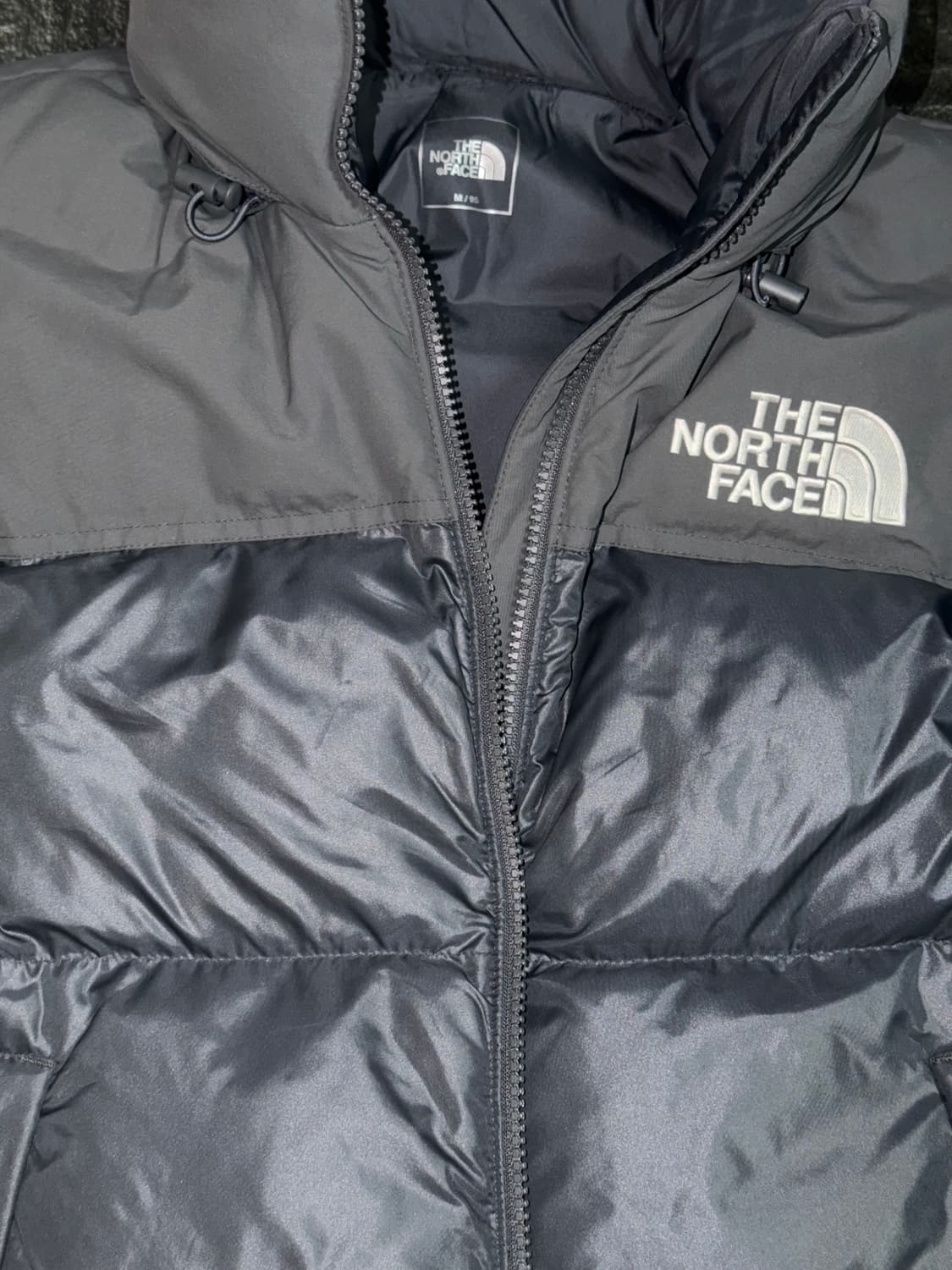 노스페이스 눕시 온 볼 베스트 스틸 그레이 - 24FW /M 상품이미지6