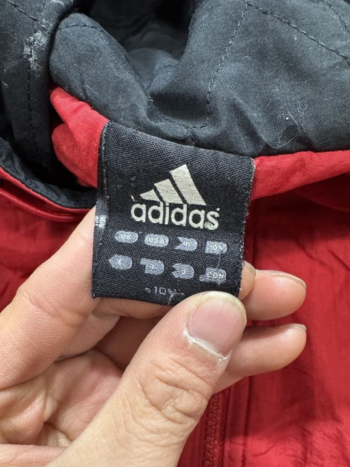 아디다스 90S 올드스쿨 레드 누빔 후드 점퍼 105 상품이미지4