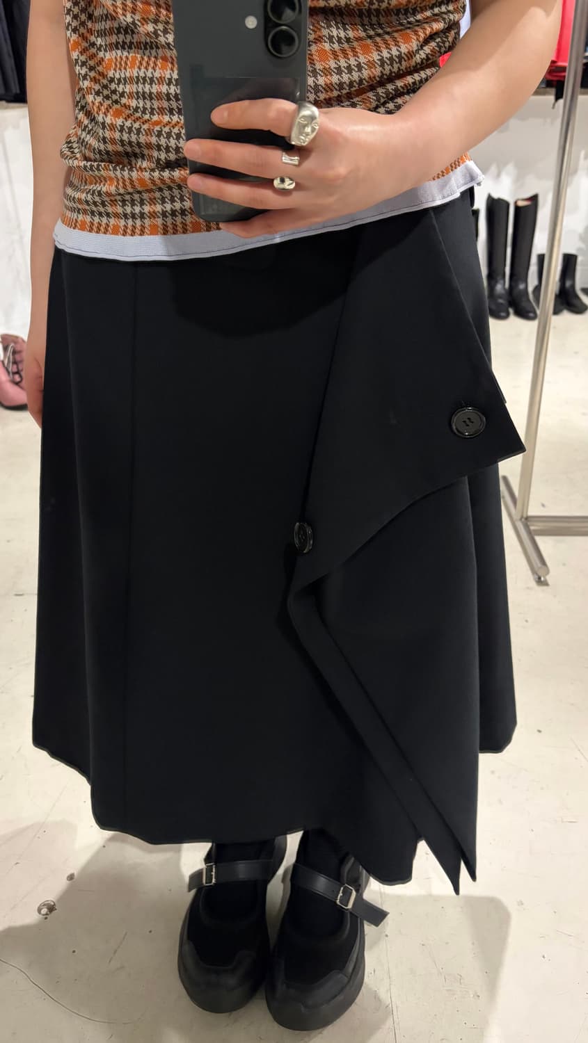 Side Transformed Button Detail Skirt 상품이미지10