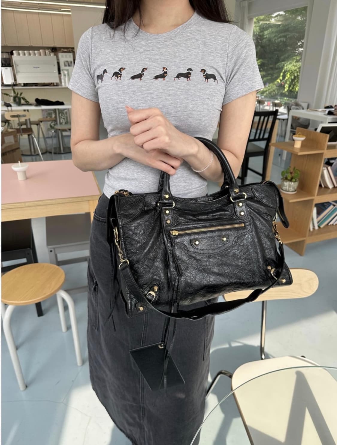 [SA 정품] 발렌시아가 시티 모터백 미디움 블랙 상품이미지8