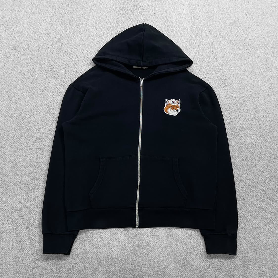 메종키츠네 태극기 폭스 패치 후드집업 블랙 상품이미지1