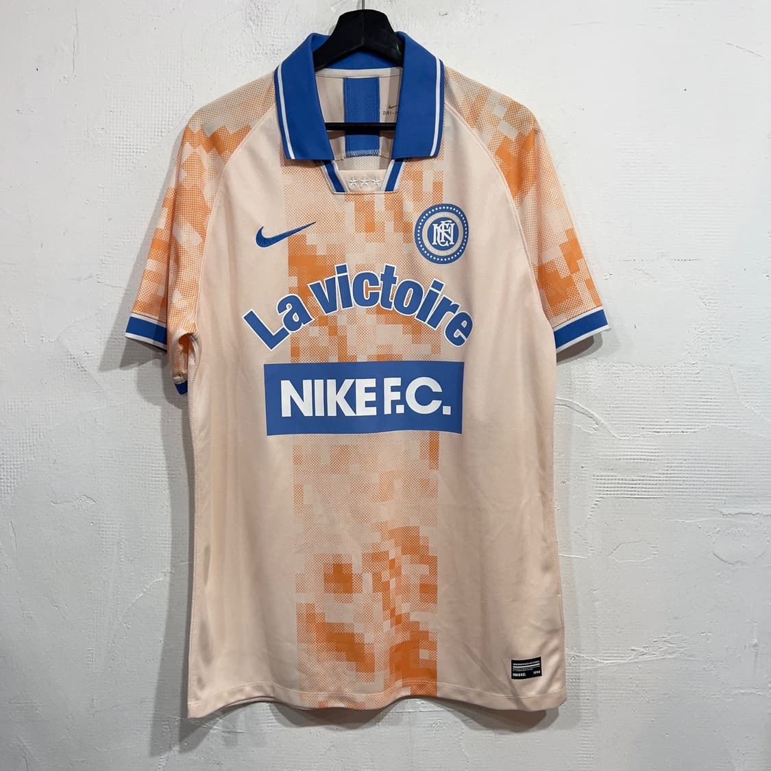 나이키 프린팅 반팔 카라티 상품이미지2