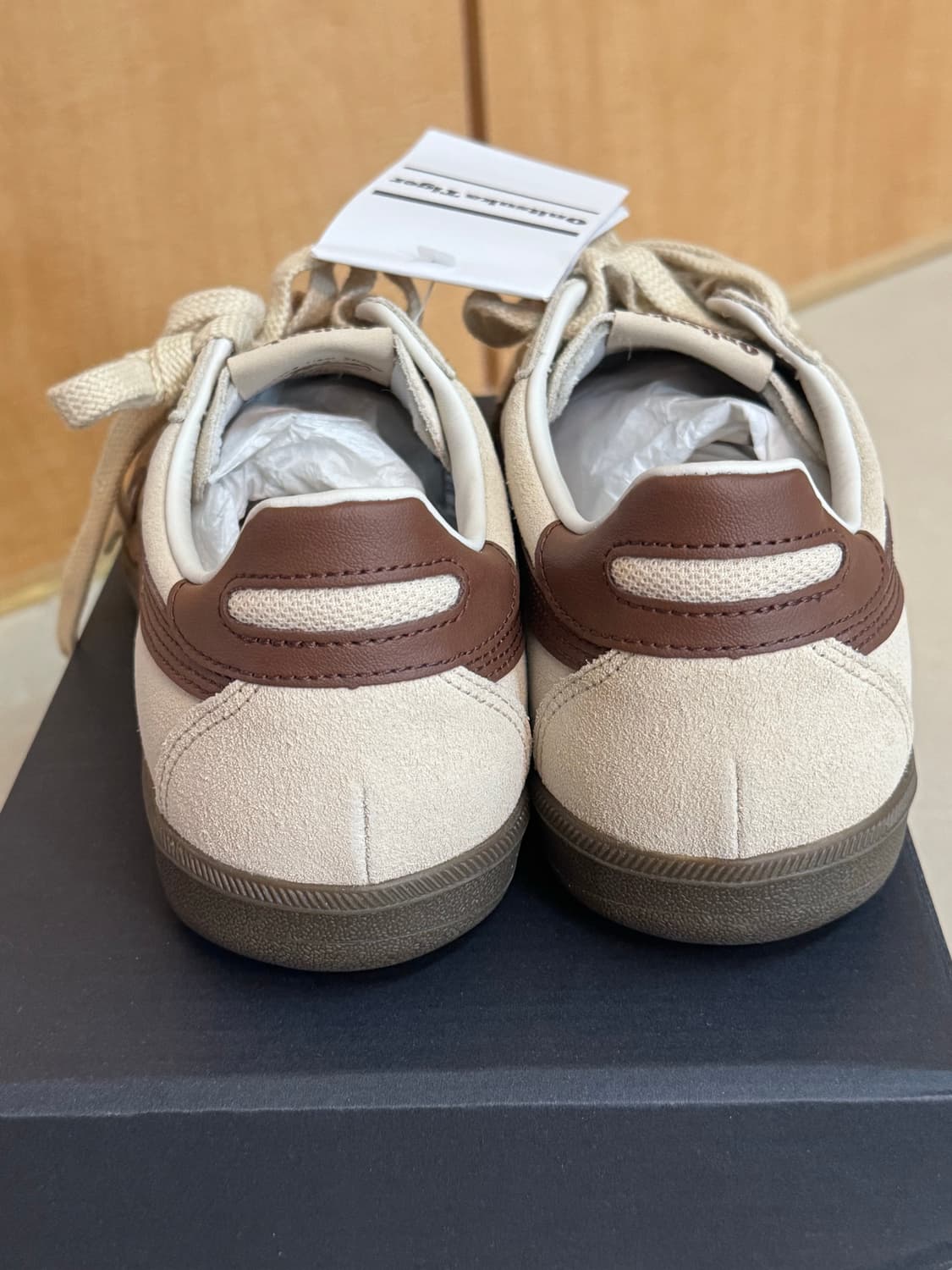 오니츠카타이거 토쿠텐 베이지 브라운 상품이미지4