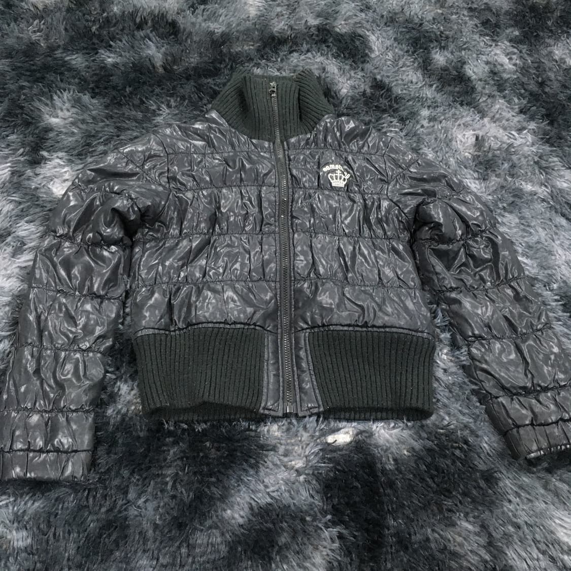 투티/0304 SOMETHING JPN 빈티지 숏패딩 유광 블랙 Y2K 상품이미지4