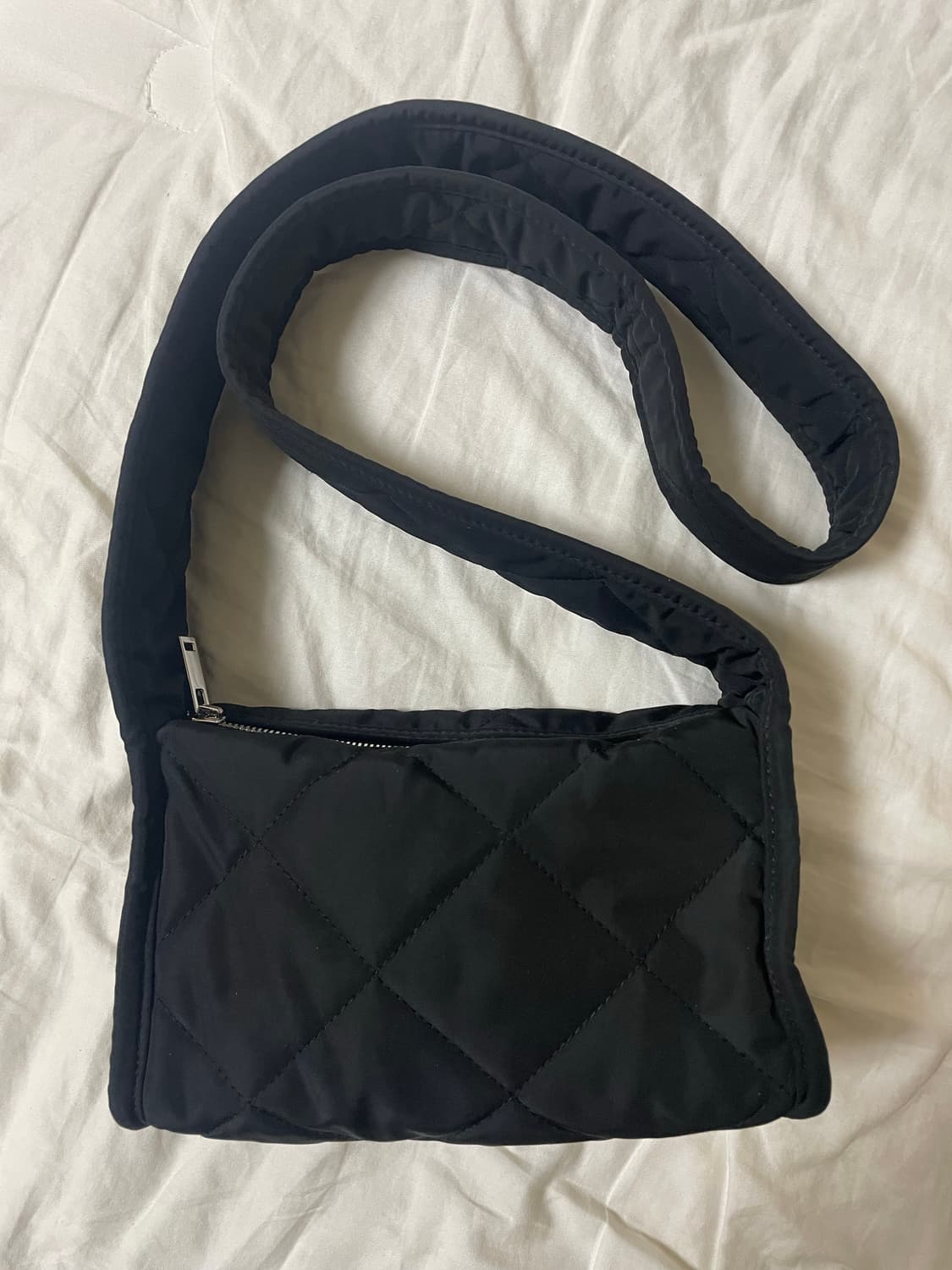 [1회착용] 코스 정품 다이아몬드 퀼티드 미니백 블랙 숄더백 크로스백가방 상품이미지8