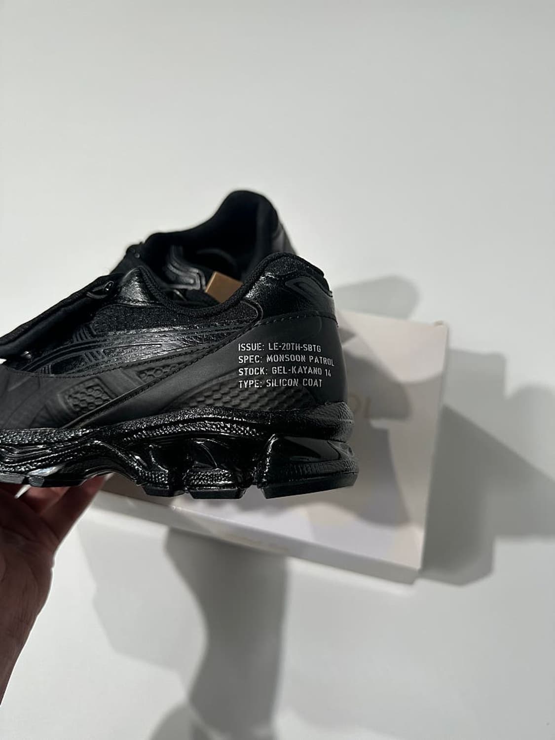 (정품/새상품) ASICS 아식스 X 사보타지 젤 카야노 스니커즈 상품이미지5