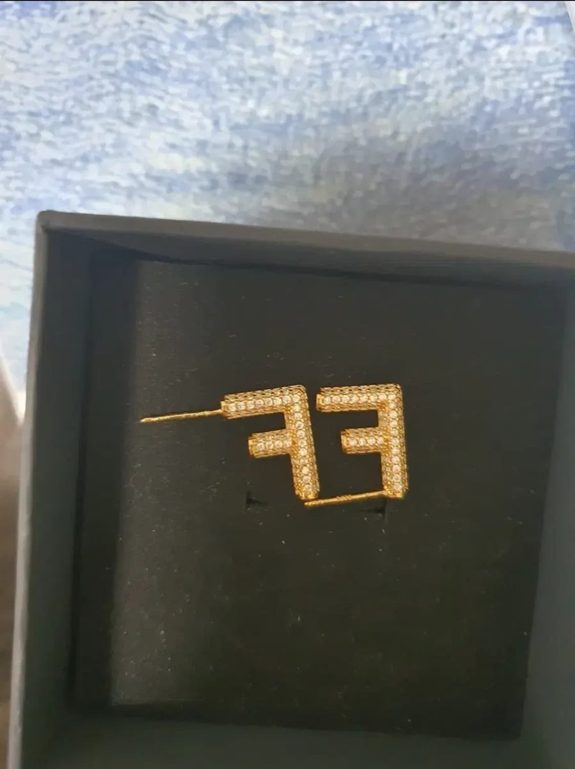 펜디 FF 크리스탈 스터드 귀걸이 상품이미지8