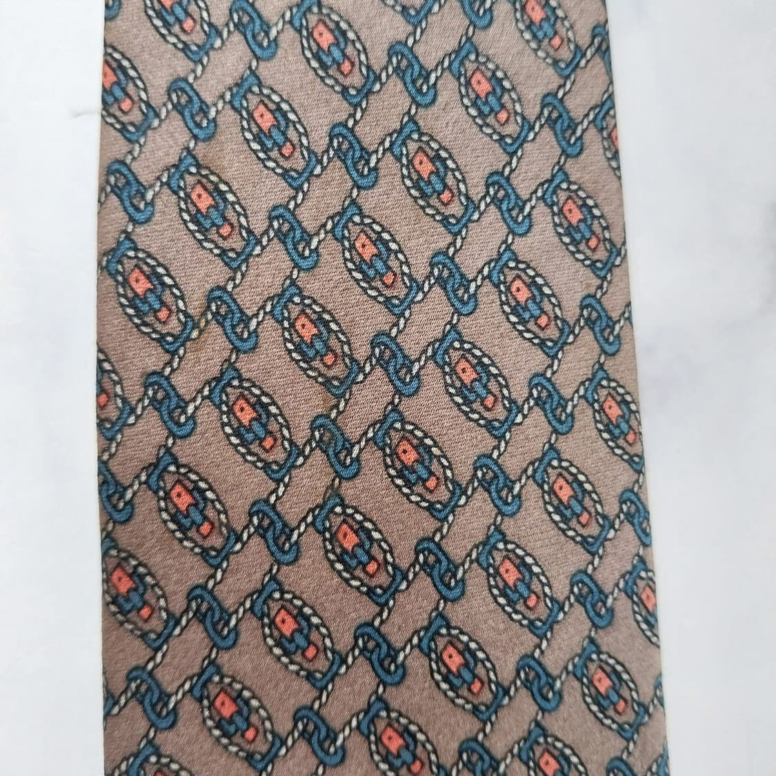 발렌시아가 실크 브라운 패턴 넥타이 7.9cm A등급 K2605
 상품이미지8