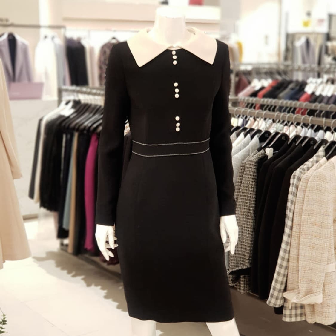 KL바이린(KL BY LYNN) 윙카라 배색 원피스 66 상품이미지1