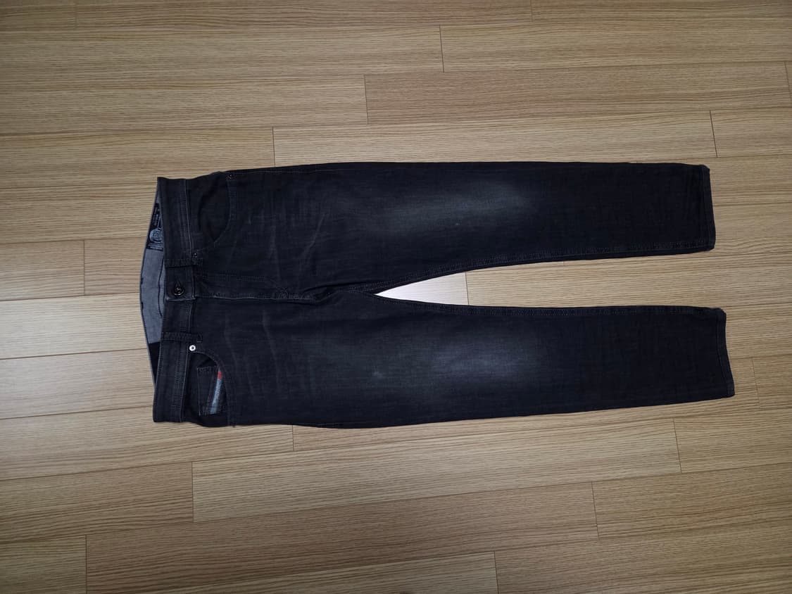 디젤  Thommer 슬림핏 워싱 청바지 상품이미지3