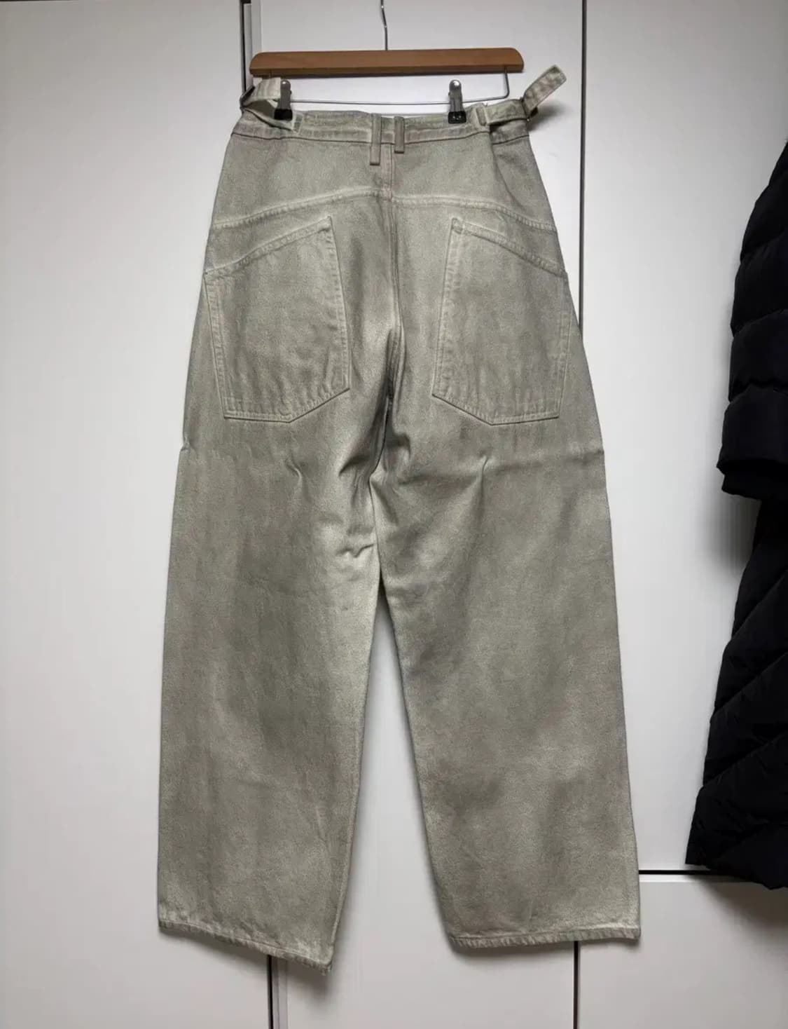[L] Yiyae 이예 더티 워싱 코팅 데님 판매 합니다. 상품이미지6