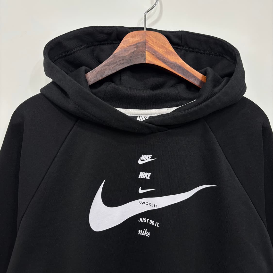 Nike 스우시 크롭 여성 후드티 상품이미지3