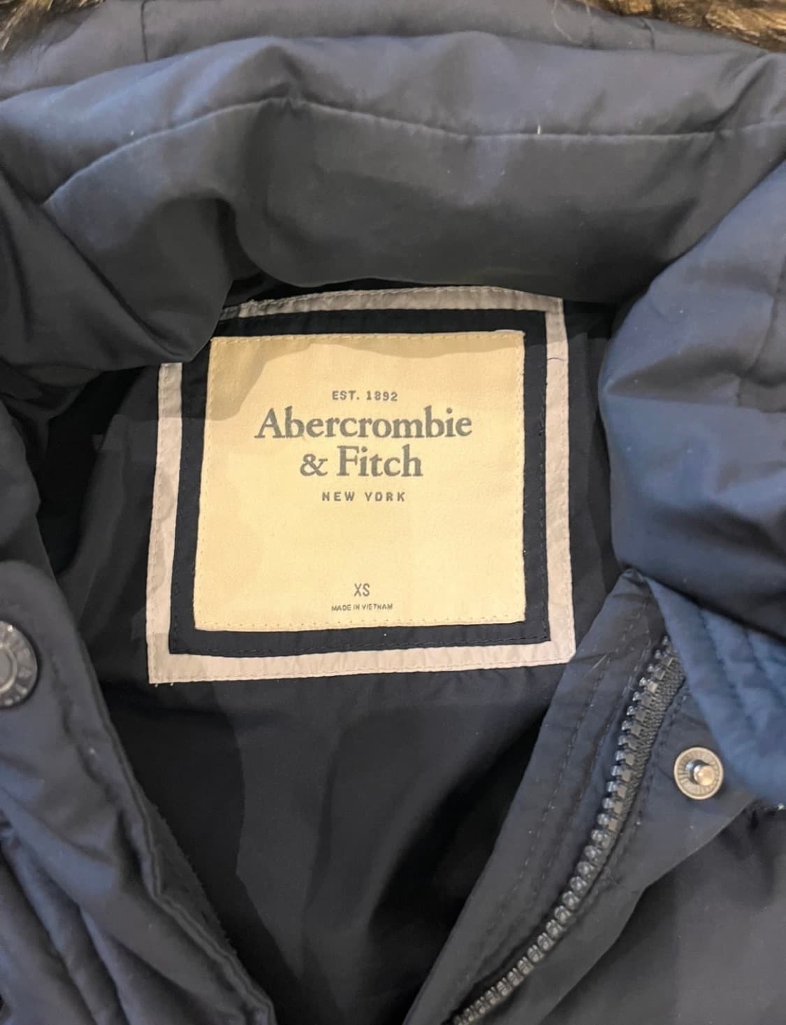 아베크롬비 패딩 울프죠 xs y2k 갸루 상품이미지3