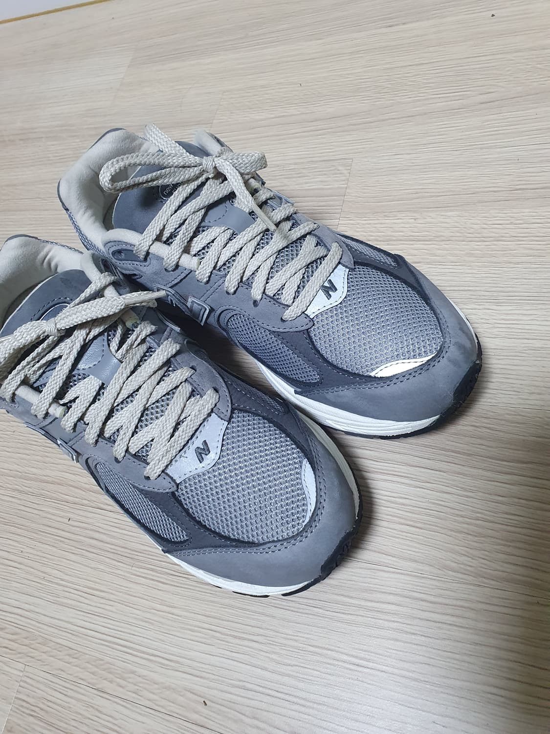 뉴발란스 2002R 그레이 운동화 275 상품이미지8