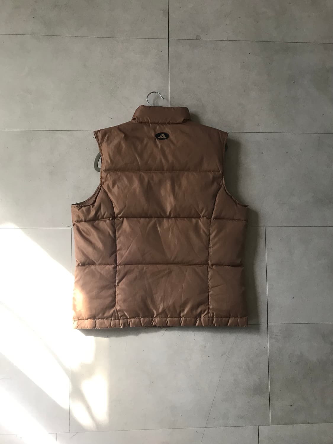 아디다스90s 브라운 패딩조끼 상품이미지7