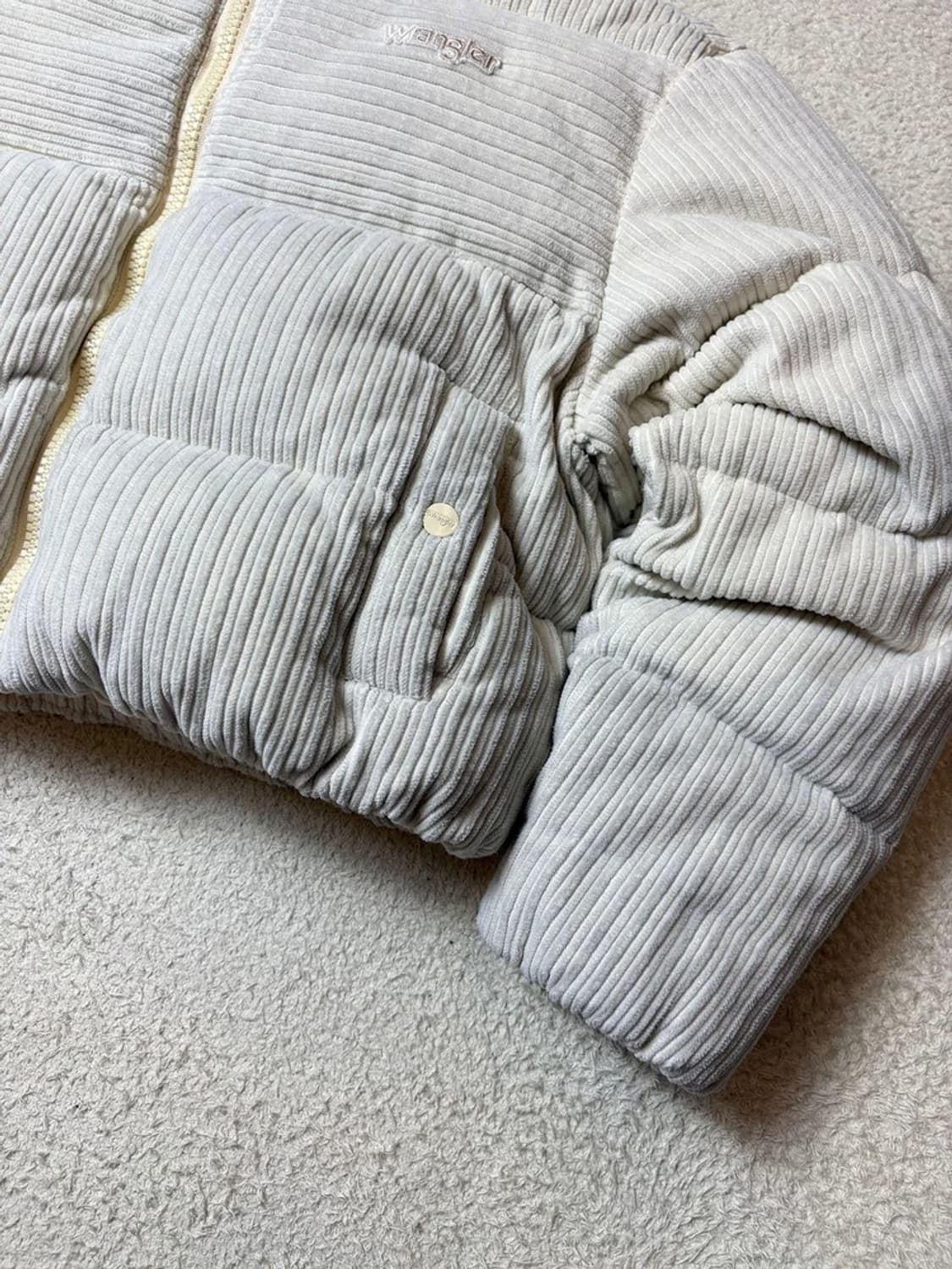 랭글러 23FW 코듀로이 덕다운 크롭 패딩 PN6549 상품이미지5