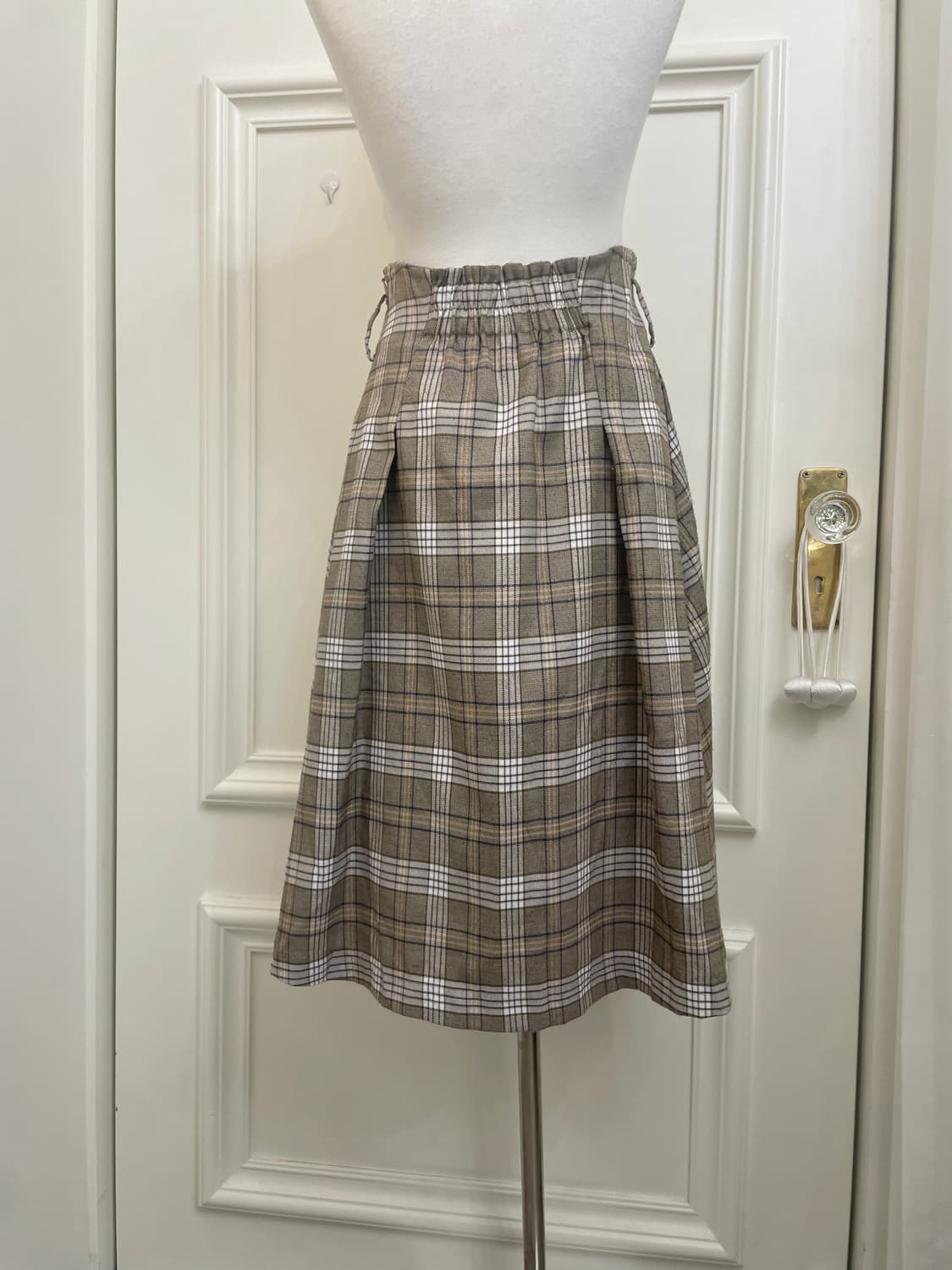 beige brown check pleats banding skirt 상품이미지3