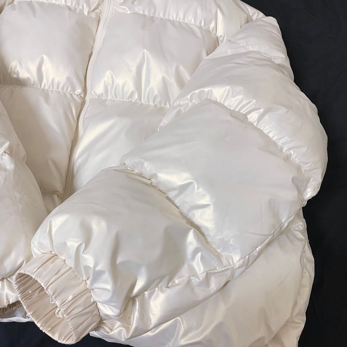 [FREE] 글로시 화이트 패딩 상품이미지3