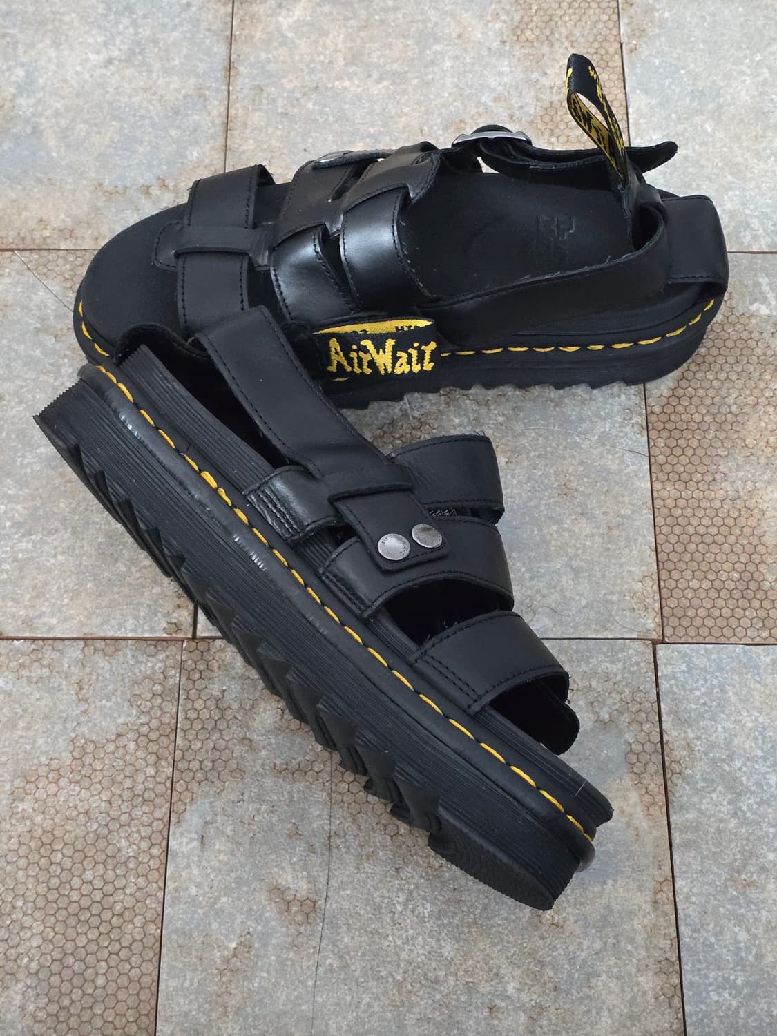 (270)닥터마틴 테리 블랙 샌들 상품이미지5