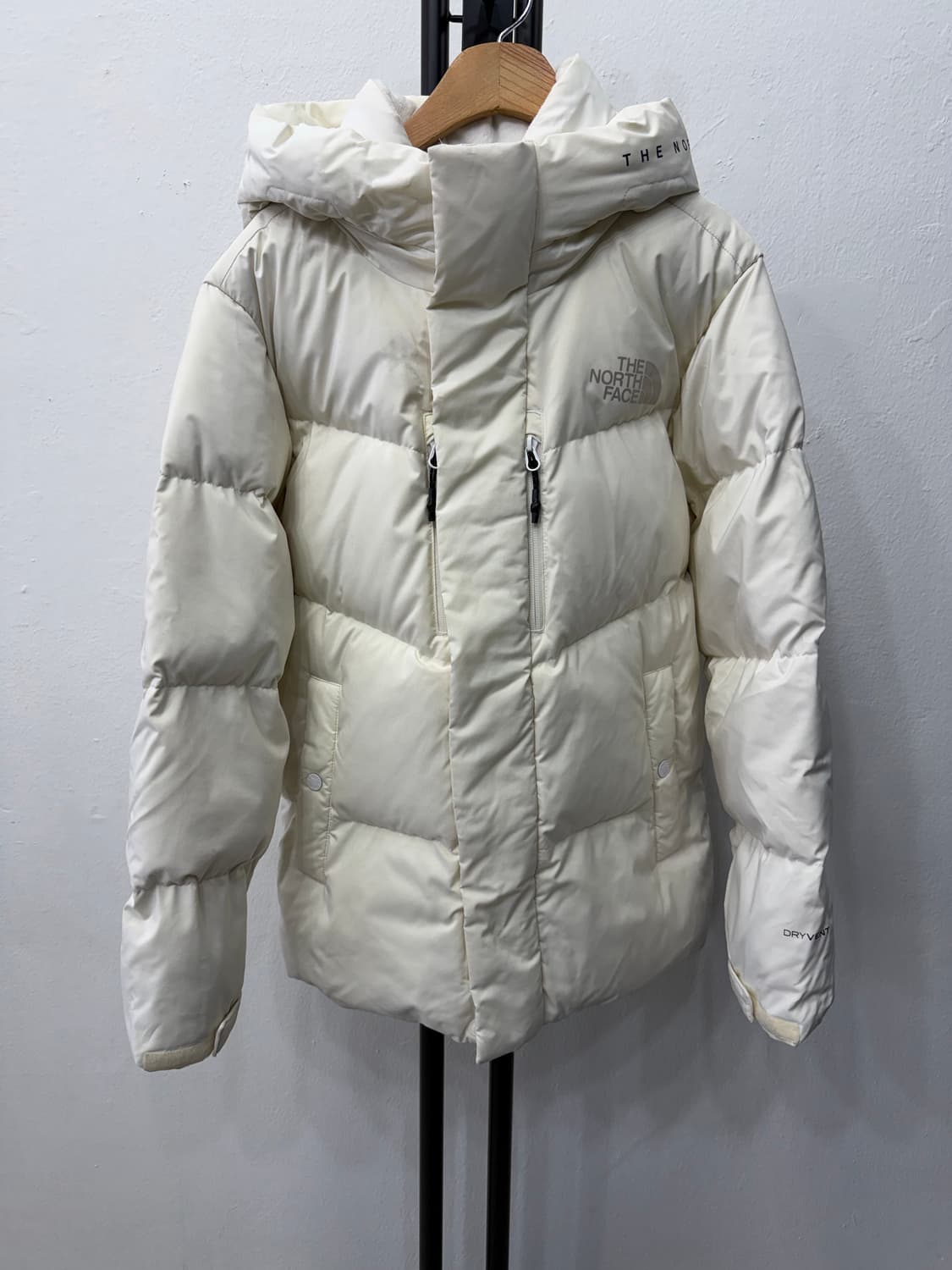 정품) 노스페이스 여성 DRYVENT 화이트라벨 구스패딩 S 상품이미지1