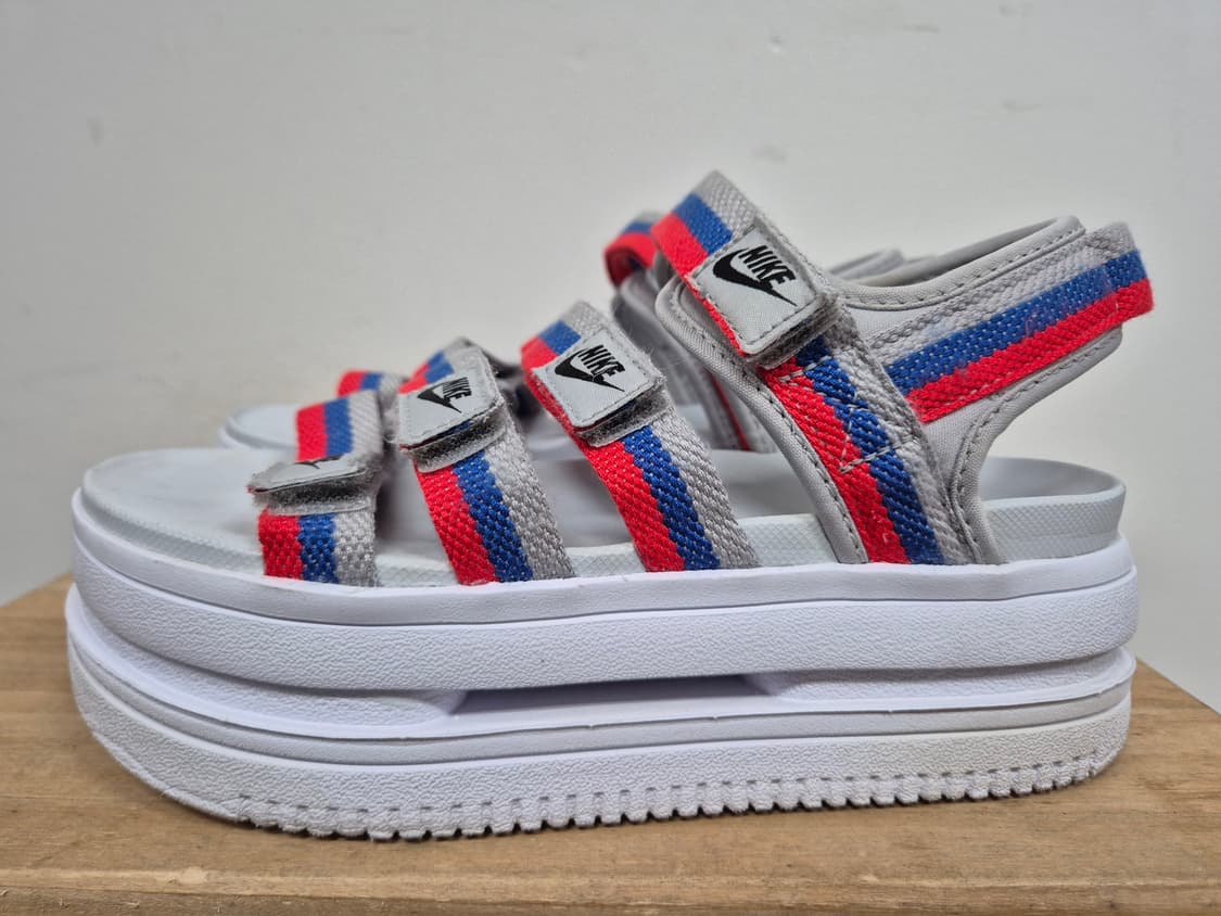 나이키 여성 샌등 240 상품이미지2